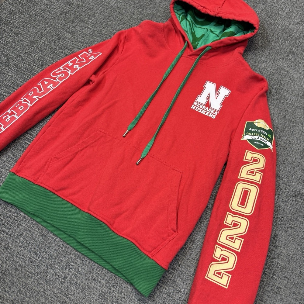 Nebraska Cornhuskers Sweatshirt Men's S‎ Red 2022 Ireland Football Classic